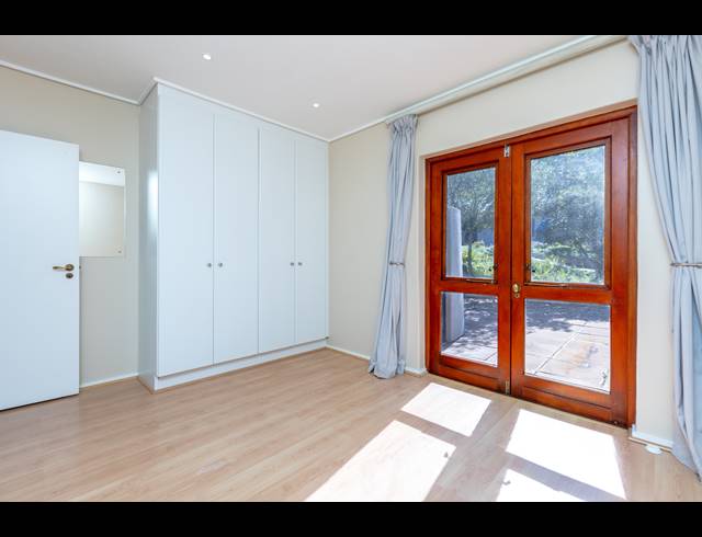 2 BEDROOM BUNGALOW RENTED IN RUYTEPLAATS